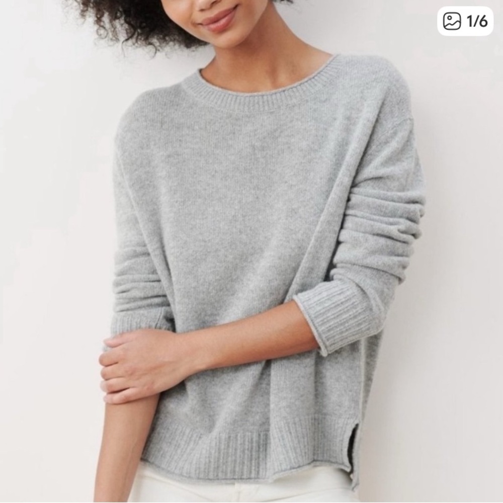 Jenni Kayne Everyday Sweater Light Gray Crew Neck Sweater - Picture 3 of 16
